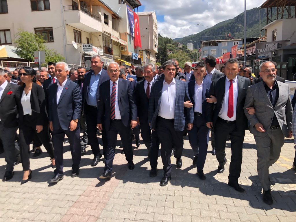 MHP İlçelerde Fırtına Gibi Esti.