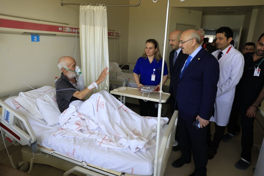 Bayram Vesilesiyle Hasta Ziyareti