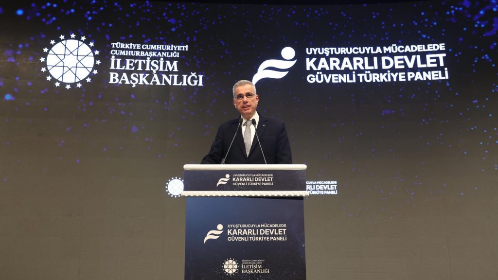 Sağlık Bakanı Memişoğlu: Sigara bırakma polikliniği sayımızı 476'dan bin 250'nin üzerine çıkardık