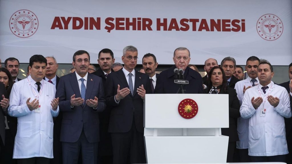 Memişoğlu: Türkiye Yüzyılı’nda sağlık sistemimize duyulan güveni daha da büyüteceğiz