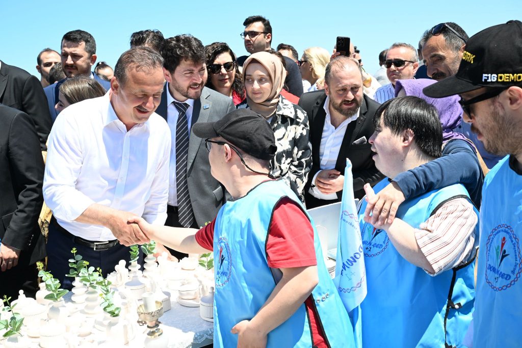 Yavuz Ağıralioğlu 19 Mayıs'ta Samsun'da