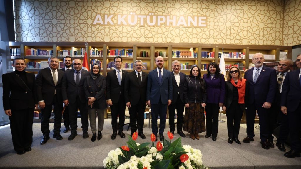 Bilal Erdoğan: Gençlerin Cumhurbaşkanımızı tanıması ve örnek alması önemli