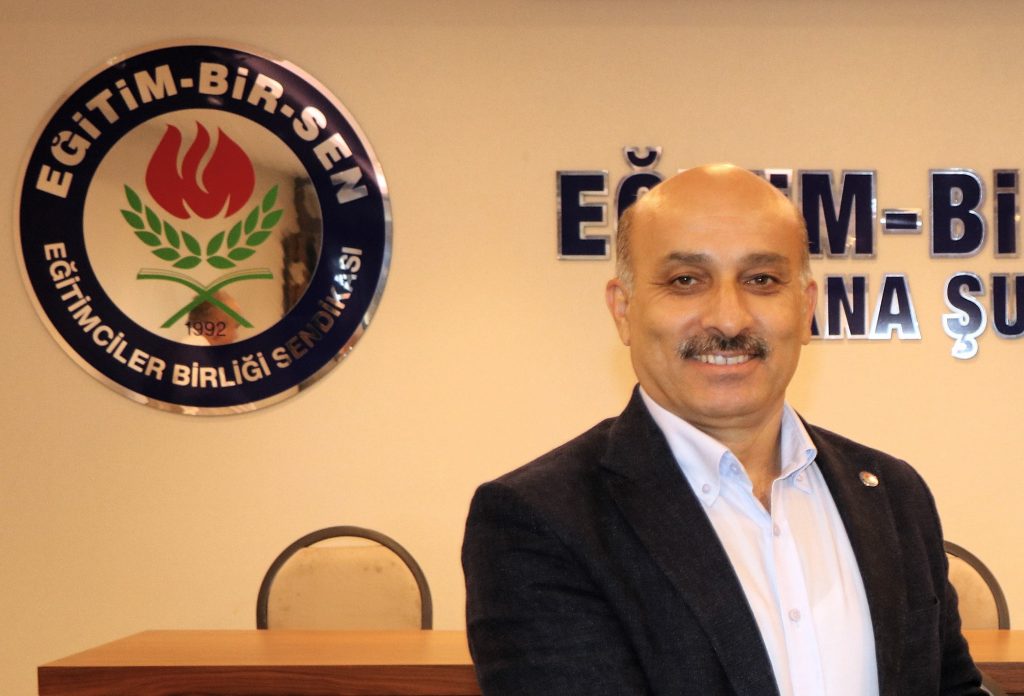 MUSTAFA SARIGEÇİLİ: “RAMAZAN’DA OKULLARIMIZ VE EVLERİMİZ BİR BAŞKA GÜZEL